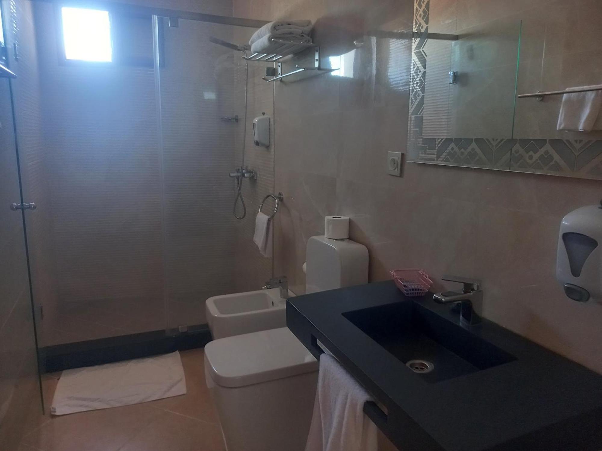 Hotel Salime Al Khozama ลารัช ภายนอก รูปภาพ
